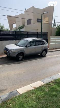 יונדאי טוסון 4X4 GLS אוט' בנזין 2.7 (175 כ''ס) בנזין 2006 למכירה בכפר יונה