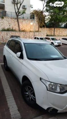 מיצובישי אאוטלנדר Instyle אוט' 7 מק' 2.0 (150 כ"ס) בנזין 2014 למכירה באלעד