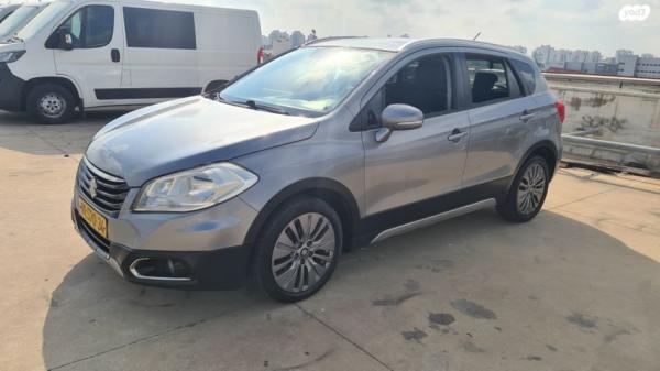 סוזוקי SX4 קרוסאובר 4X4 GLX אוט' 1.6 (118 כ"ס) בנזין 2015 למכירה בראשון לציון