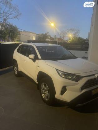 טויוטה RAV4 הייבריד E-xperience הייבריד 5 דל' אוט' 2.5 (178 כ''ס) בנזין 2019 למכירה בחדרה