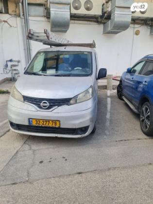 ניסאן NV200 Upper ידני דיזל 7 מק' 1.5 (85 כ''ס) דיזל 2012 למכירה בחדרה