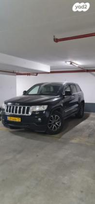 ג'יפ / Jeep גרנד צ'ירוקי 4X4 Laredo אוט' דיזל 3.0 (241 כ''ס) דיזל 2012 למכירה בתל אביב יפו