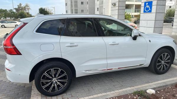 וולוו XC60 4X4 T8 Inscription הייבריד אוט' 2.0 (390 כ''ס) היברידי חשמל / בנזין 2019 למכירה בחיפה