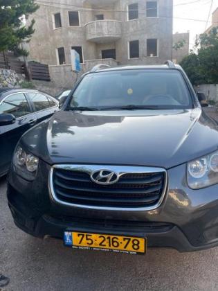 יונדאי סנטה פה 4X4 Executive אוט' בנזין 7 מק' 2.3 (174 כ''ס) בנזין 2012 למכירה בסח'נין