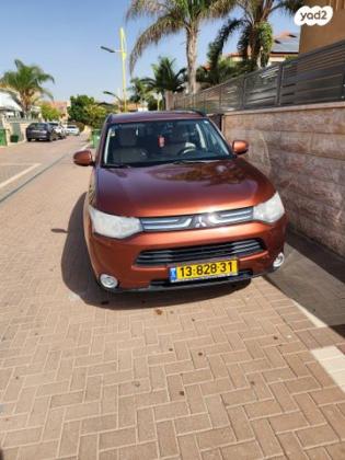 מיצובישי אאוטלנדר Instyle אוט' 7 מק' 2.0 (150 כ"ס) בנזין 2014 למכירה באופקים