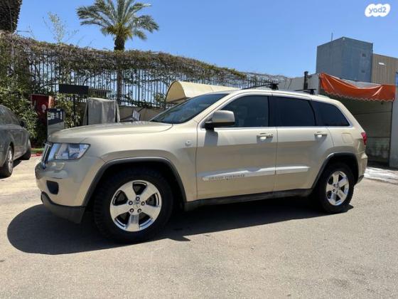 ג'יפ / Jeep גרנד צ'ירוקי 4X4 Laredo אוט' 3.6 (282 כ''ס) בנזין 2011 למכירה בראשון לציון