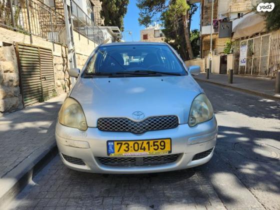 טויוטה יאריס Sol אוט' 1.3 (87 כ''ס) בנזין 2005 למכירה בירושלים