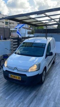 סיטרואן ברלינגו דור 2 (2008-2019) Comfort ידני דיזל 4 דל' 1.6 (75 כ"ס) דיזל 2014 למכירה ברמלה