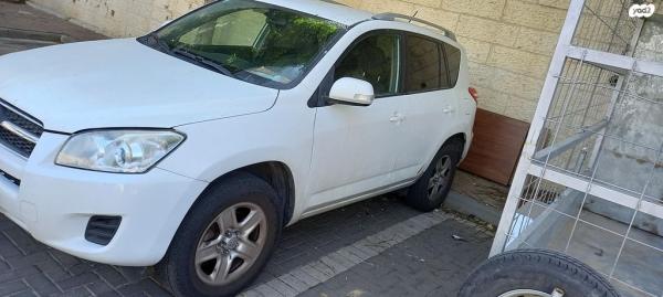 טויוטה RAV4 ארוך 4X4 GLI אוט' 2.0 (158 כ''ס) בנזין 2010 למכירה באלעד