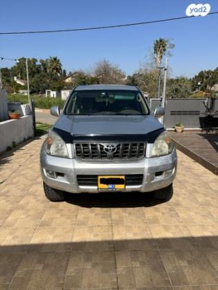 טויוטה לנד קרוזר ארוך 4X4 Luxury אוט' דיזל 8 מק' 3.0 (173 כ''ס) דיזל 2008 למכירה בפרדס חנה כרכור