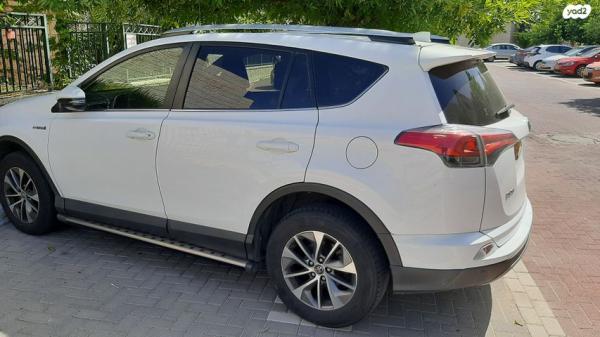 טויוטה RAV4 הייבריד Premium הייבריד אוט' 2.5 (155 כ''ס) בנזין 2018 למכירה במודיעין מכבים רעות