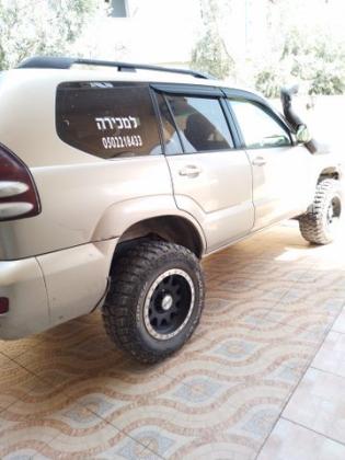 טויוטה לנד קרוזר ארוך 4X4 STD אוט' דיזל 5 מק' 3.0 (166 כ"ס) דיזל 2006 למכירה בג'וליס