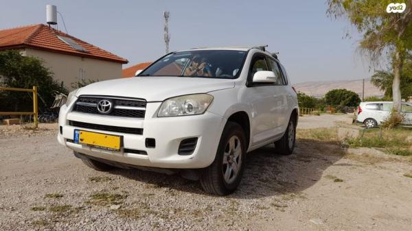 טויוטה RAV4 ארוך 4X4 GLI אוט' 2.0 (158 כ''ס) בנזין 2009 למכירה ביקנעם