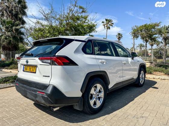 טויוטה RAV4 הייבריד E-volve הייבריד אוט' 2.5 (178 כ''ס) בנזין 2019 למכירה בהרצליה