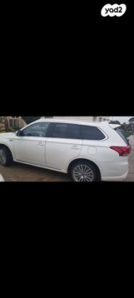 מיצובישי אאוטלנדר PHEV 4X4 Luxury הייבריד אוט' 5 מק' 2.4 (135 כ''ס) היברידי חשמל / בנזין 2020 למכירה בנס ציונה