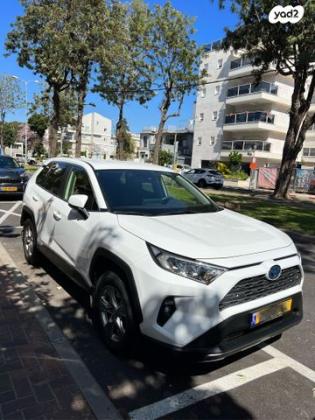 טויוטה RAV4 הייבריד E-xperience הייבריד 5 דל' אוט' 2.5 (178 כ''ס) בנזין 2022 למכירה בחיפה