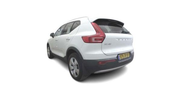 וולוו XC40 4X4 T5 Momentum Plus אוט' 2.0 (247 כ''ס) בנזין 2019 למכירה ב