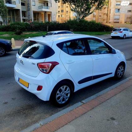 יונדאי i10 Insight אוט' 1.0 (66 כ"ס) בנזין 2014 למכירה באביחיל