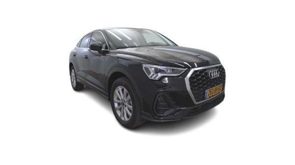 אאודי Q3 Sportback Comfort אוט' 1.5 (150 כ''ס) בנזין 2023 למכירה ב