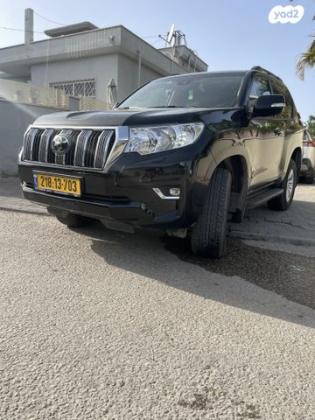 טויוטה לנד קרוזר קצר 4X4 Luxury SWB אוט' 3 דלתות דיזל 2.8 (204 כ''ס) דיזל 2022 למכירה בטירה