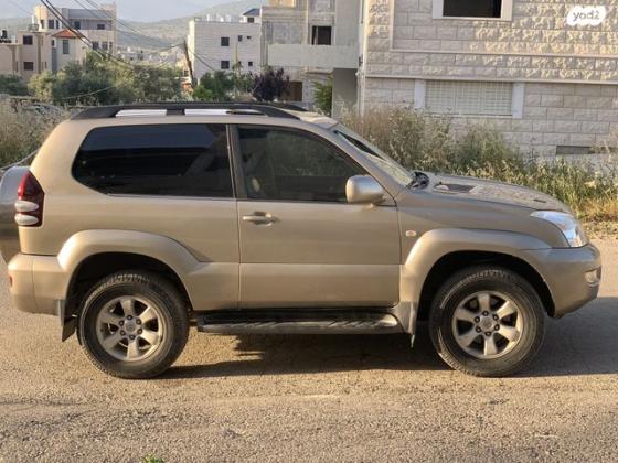 טויוטה לנד קרוזר קצר 4X4 Luxury אוט' דיזל 3.0 (166 כ''ס) דיזל 2004 למכירה בסח'נין