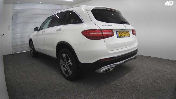 מרצדס GLC 4X4 GLC250 4MATIC Premium Plus אוט' 2.0 (211 כ''ס) בנזין 2019 למכירה בתל אביב יפו