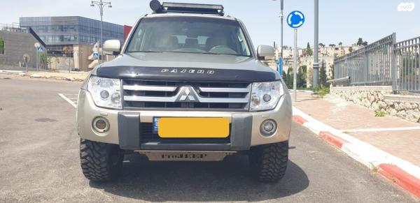 מיצובישי פג'רו ארוך 4X4 Dakar אוט' דיזל 7 מק' 3.2 (170 כ''ס) דיזל 2008 למכירה בנצרת