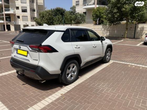 טויוטה RAV4 הייבריד E-xperience הייבריד 5 דל' אוט' 2.5 (178 כ''ס) בנזין 2021 למכירה בנתניה