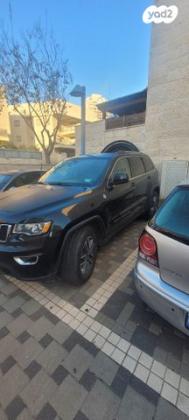 ג'יפ / Jeep גרנד צ'ירוקי 4X4 Laredo אוט' 5 מק' 3.6 (286 כ''ס) בנזין 2019 למכירה במודיעין מכבים רעות