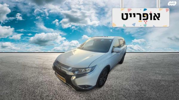 מיצובישי אאוטלנדר Instyle אוט' 7 מק' 2.0 (150 כ"ס) בנזין 2019 למכירה ב