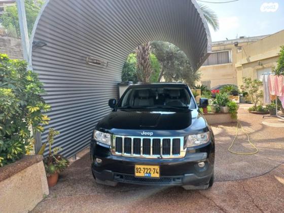 ג'יפ / Jeep גרנד צ'ירוקי 4X4 Laredo אוט' 3.6 (282 כ''ס) בנזין 2012 למכירה בשפרעם