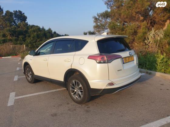 טויוטה RAV4 הייבריד Premium הייבריד אוט' 2.5 (155 כ''ס) בנזין 2017 למכירה בפרדס חנה כרכור