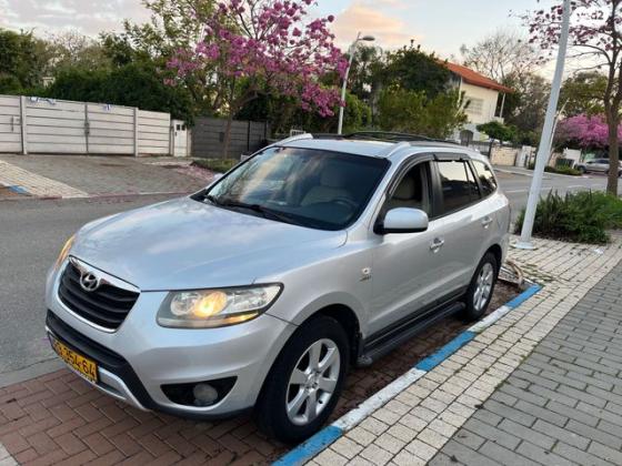 יונדאי סנטה פה 4X4 Luxury אוט' בנזין 7 מק' 2.7 (189 כ''ס) בנזין 2008 למכירה בap