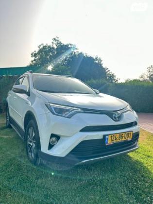 טויוטה RAV4 הייבריד Limited הייבריד אוט' 2.5 (155 כ"ס) בנזין 2018 למכירה בטבריה