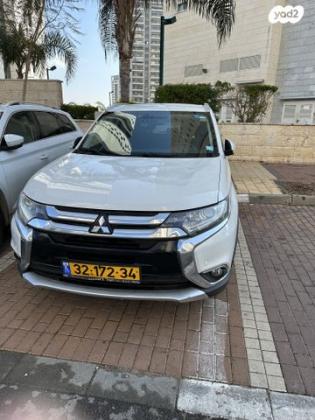 מיצובישי אאוטלנדר Intense אוט' 5 מק' 2.0 (150 כ"ס) בנזין 2015 למכירה בפתח תקווה