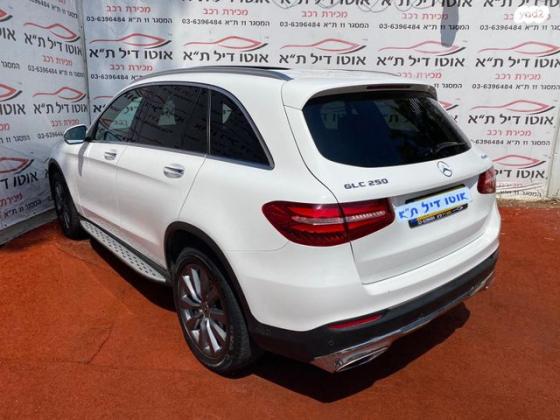 מרצדס GLC 4X4 GLC250 Luxury Edition Plus אוט' 2.0 (211 כ"ס) בנזין 2017 למכירה בתל אביב יפו