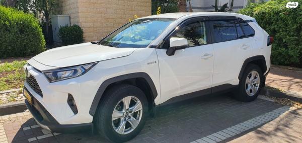 טויוטה RAV4 הייבריד E-xperience הייבריד 5 דל' אוט' 2.5 (178 כ''ס) בנזין 2019 למכירה בקרית ים