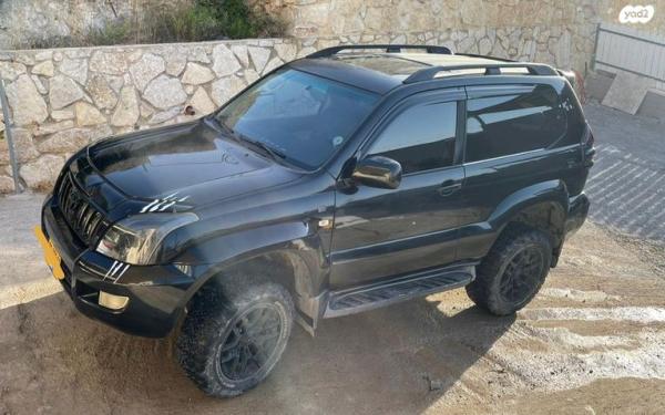 טויוטה לנד קרוזר קצר 4X4 Premium אוט' דיזל 3.0 (173 כ''ס) דיזל 2008 למכירה בדאלית אל כרמל