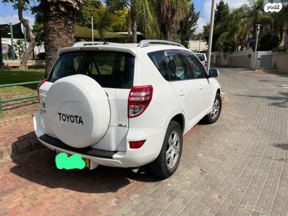 טויוטה RAV4 ארוך 4X4 GLI אוט' 2.0 (158 כ''ס) בנזין 2009 למכירה בראש העין