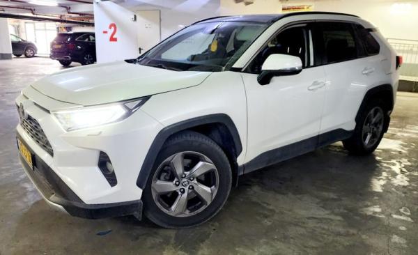 טויוטה RAV4 ארוך Extreme אוט' 2.0 (175 כ''ס) בנזין 2020 למכירה בצלפון