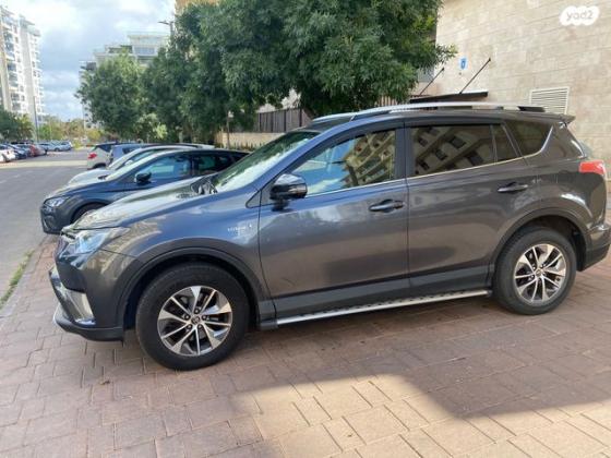 טויוטה RAV4 הייבריד Premium הייבריד אוט' 2.5 (155 כ''ס) בנזין 2017 למכירה בהרצליה