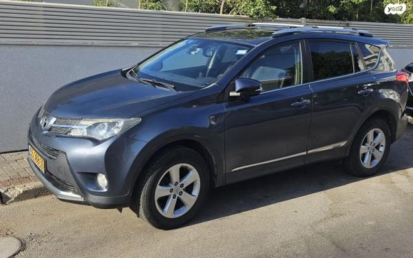 טויוטה RAV4 ארוך 4X4 Premium אוט' 2.0 (151 כ''ס) בנזין 2014 למכירה בנס ציונה