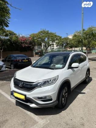 הונדה CR-V 4X4 Executive אוט' 2.0 (155 כ"ס) בנזין 2016 למכירה ברעננה