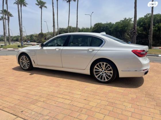 ב.מ.וו סדרה 7 740LE IPer Luxury הייבריד אוט' 2.0 (326 כ''ס) היברידי חשמל / בנזין 2017 למכירה בראשון לציון