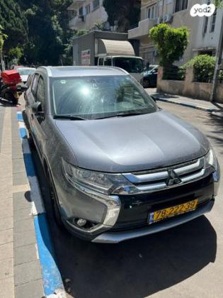 מיצובישי אאוטלנדר Premium אוט' 7 מק' 2.0 (150 כ''ס) בנזין 2016 למכירה בתל אביב יפו