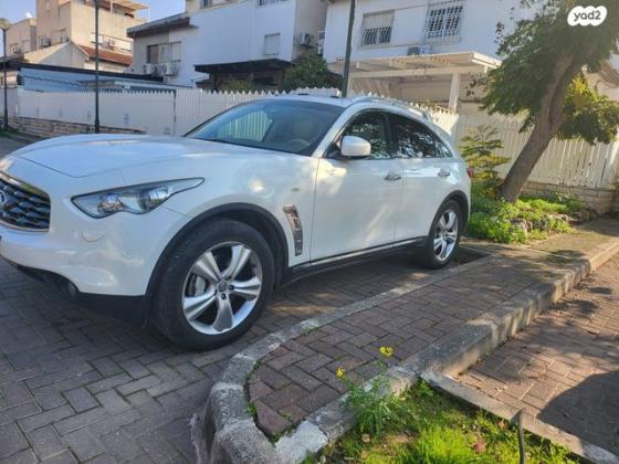 אינפיניטי QX70 / FX37 4X4 FX37 GT אוט' 3.7 (315 כ"ס) בנזין 2011 למכירה בחיפה