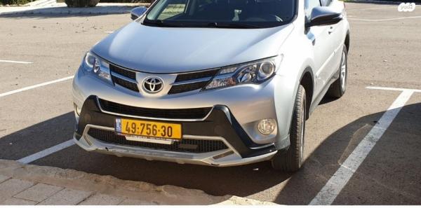 טויוטה RAV4 ארוך 4X4 Premium אוט' 2.0 (151 כ''ס) בנזין 2014 למכירה במגידו