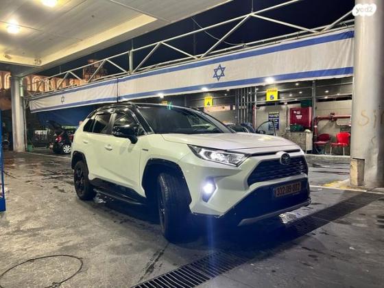 טויוטה RAV4 הייבריד E-motion Sky הייבריד אוט' 2.5 (178 כ''ס) בנזין 2021 למכירה במעלות תרשיחא