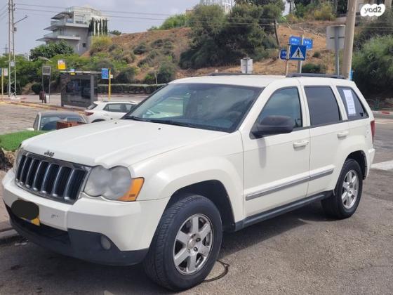 ג'יפ / Jeep גרנד צ'ירוקי 4X4 Laredo אוט' 3.7 (209 כ''ס) בנזין 2010 למכירה בהרצליה