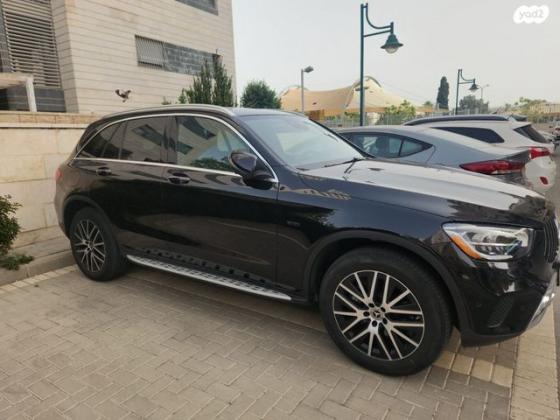 מרצדס GLC 4X4 GLC300E Premium הייבריד אוט' 2.0 (322 כ"ס) היברידי חשמל / בנזין 2020 למכירה בפתח תקווה